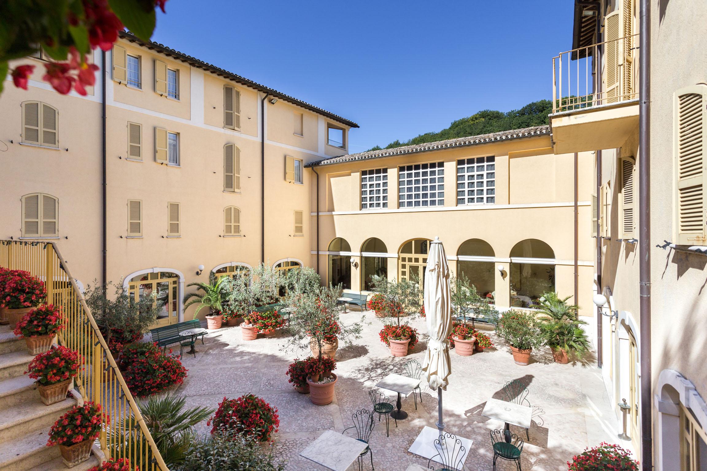 Hotel San Luca Spoleto Exterior photo