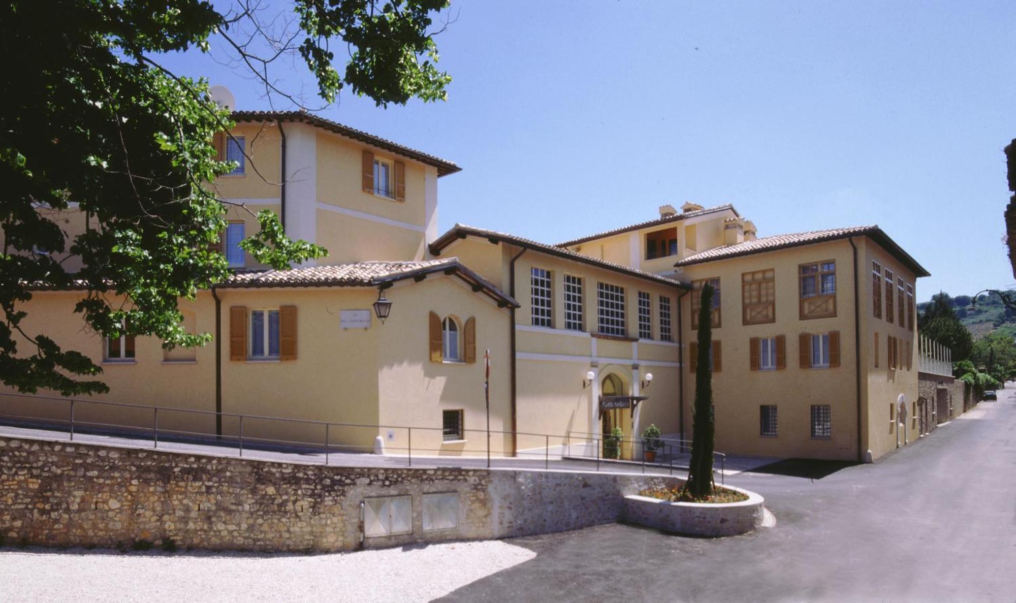 Hotel San Luca Spoleto Exterior photo