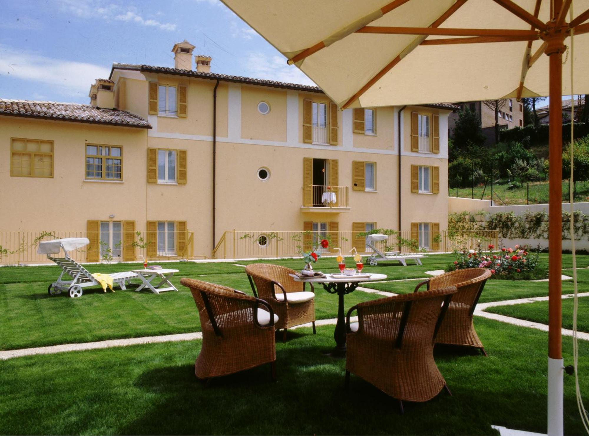 Hotel San Luca Spoleto Exterior photo